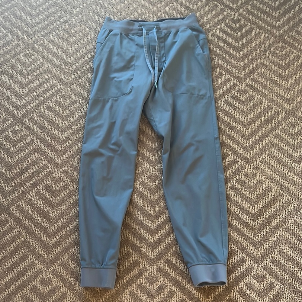 Lululemon ABC Jogger Shorter Length